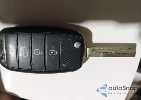 2016 Kia Sorento 3.3L Ex z USA, uszkodzony, nr VIN 5XYPHDA5XGG098130